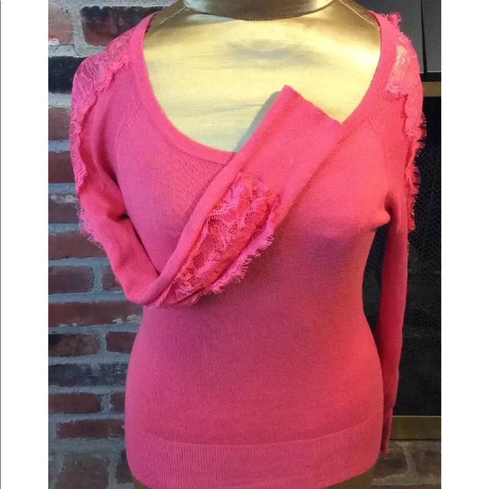🔴 Candie’s Lace Trim Sweater Buttons Down Back